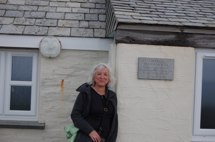 Lisa-at-TintagelHostel